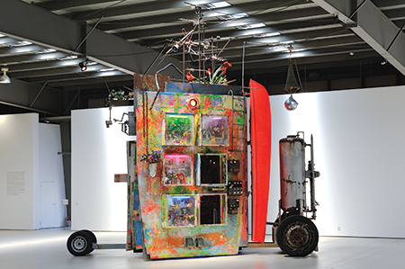 Shinro Ohtake, Retinamnesia Filtration Shed, 2014, installation view at Yokohama Triennale