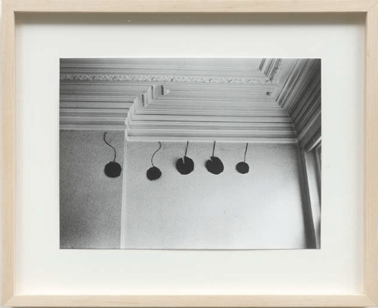 PHILIPPE VAN SNICK (1946, BE) Frieze in studio, 1975